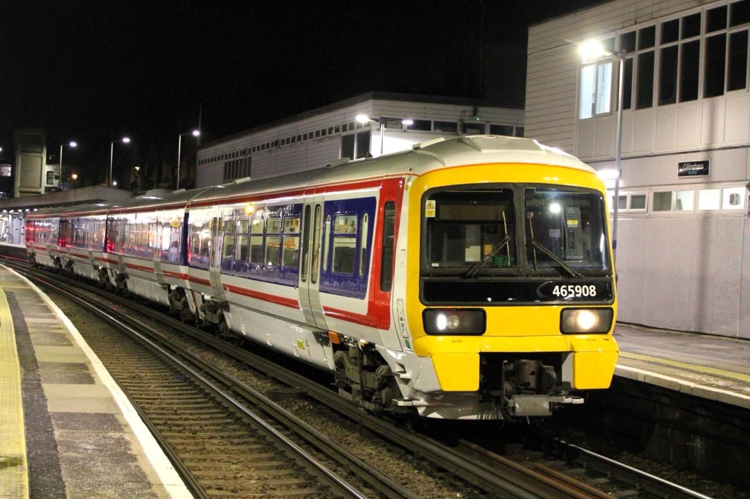 Class 465908 Receives Network SouthEast Livery